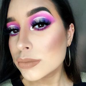 Meet your Posher, Estefania